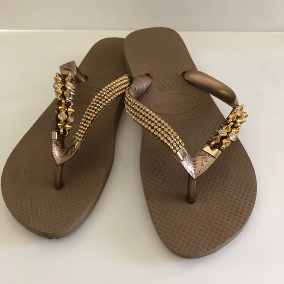 havaianas embellished flip flops